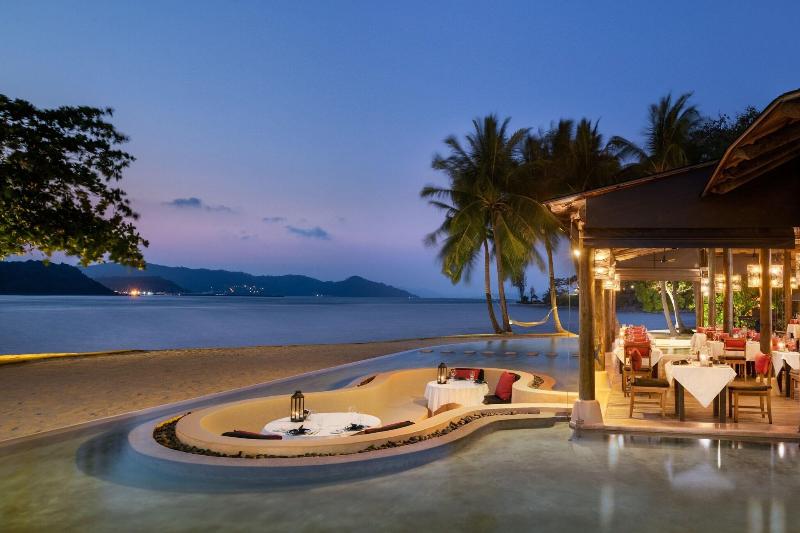 The Naka Island A Luxury Collection Resort & Spa - Restoran