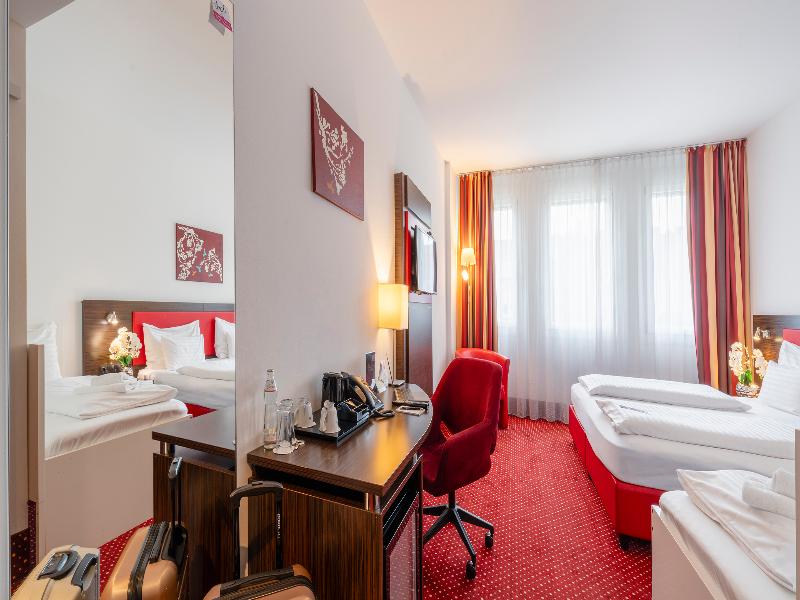 PLAZA INN Amedia Wien - Oda