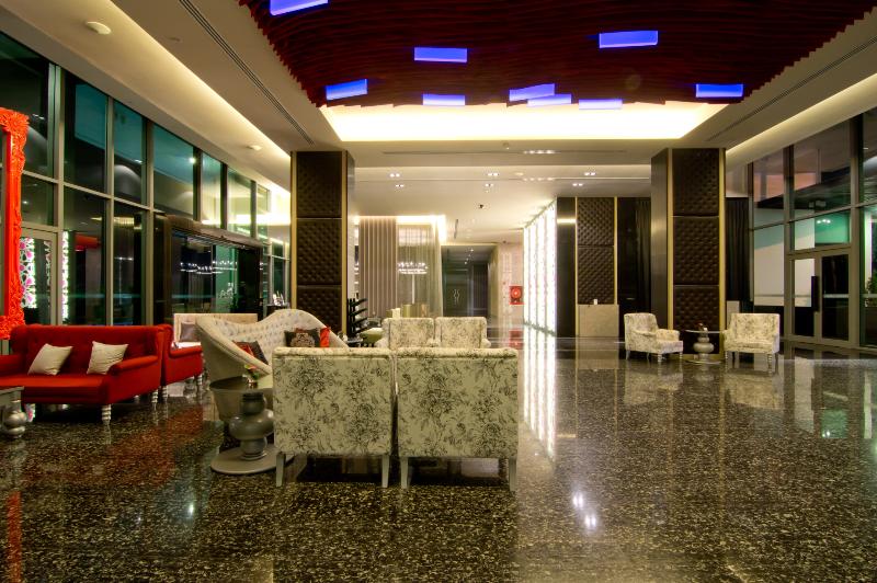 Way Hotel - Lobi