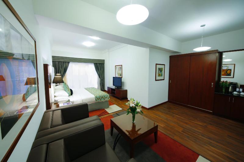 Golden Sands Hotel & Residences - Oda