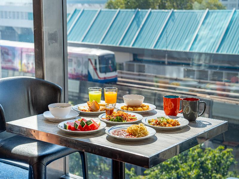 Holiday Inn Express Bangkok Siam - Restoran