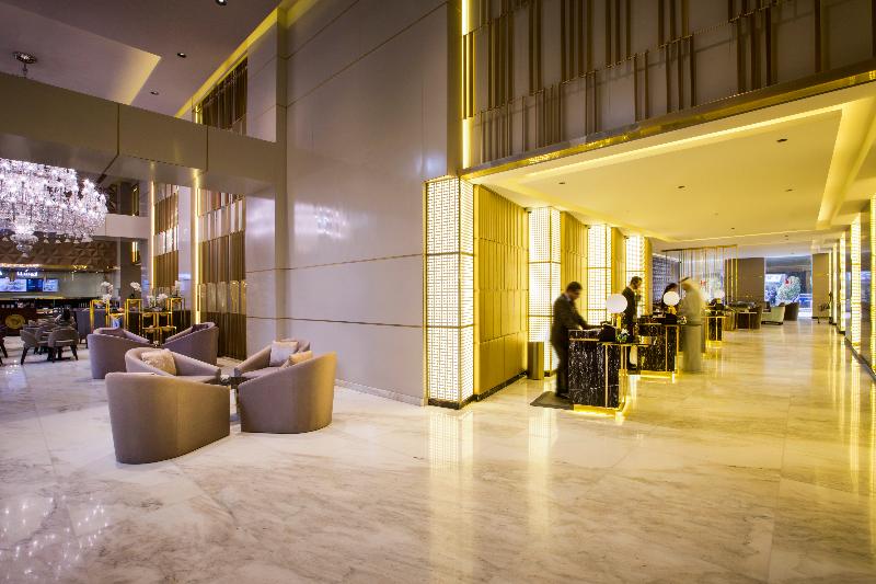 The Tower Plaza Hotel - Lobi