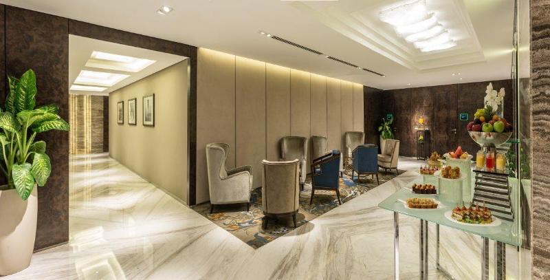 The Tower Plaza Hotel - Genel