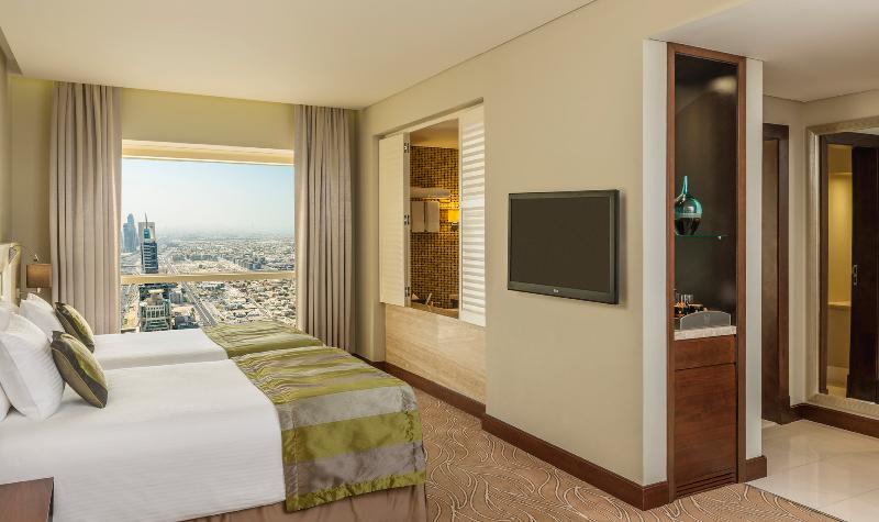 The Tower Plaza Hotel - Oda