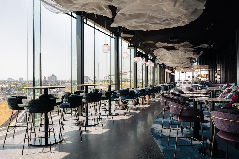 DoubleTree by Hilton Amsterdam Centraal Station - Bar
