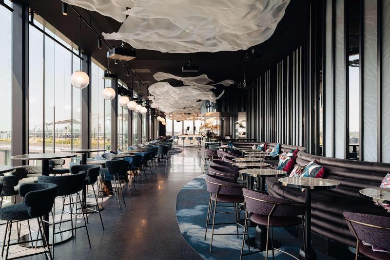 DoubleTree by Hilton Amsterdam Centraal Station - Bar