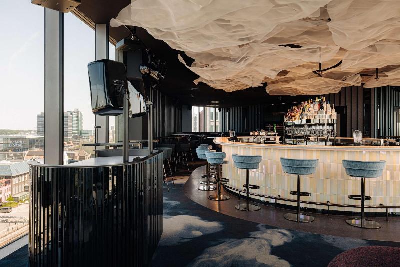 DoubleTree by Hilton Amsterdam Centraal Station - Bar