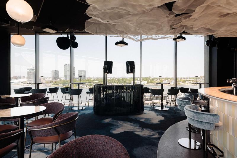 DoubleTree by Hilton Amsterdam Centraal Station - Bar