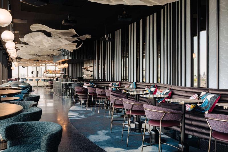 DoubleTree by Hilton Amsterdam Centraal Station - Bar
