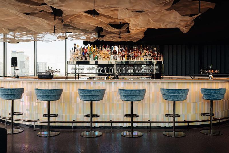 DoubleTree by Hilton Amsterdam Centraal Station - Bar