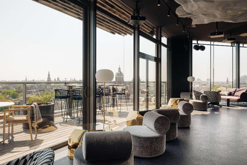 DoubleTree by Hilton Amsterdam Centraal Station - Genel