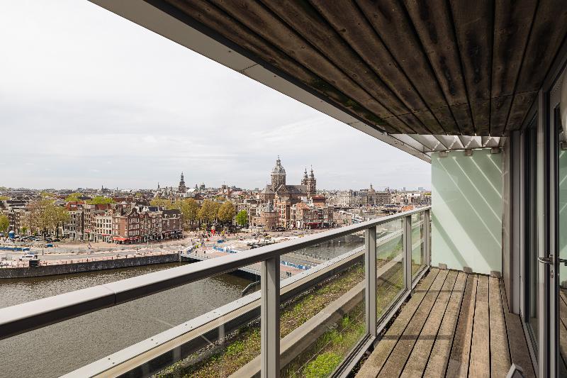 DoubleTree by Hilton Amsterdam Centraal Station - Oda