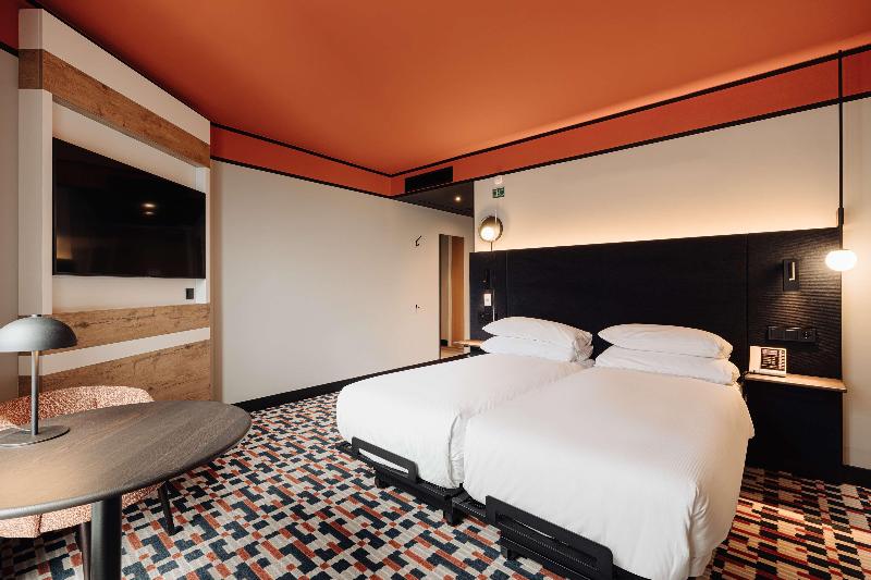 DoubleTree by Hilton Amsterdam Centraal Station - Oda