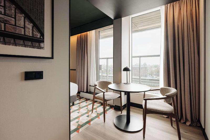 DoubleTree by Hilton Amsterdam Centraal Station - Oda