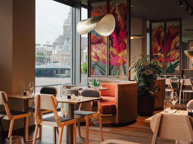 DoubleTree by Hilton Amsterdam Centraal Station - Restoran