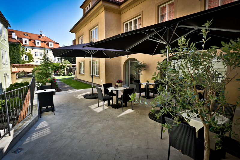 Appia Hotel Residence Prague - Teras