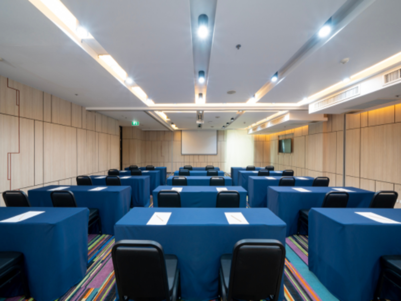 Vic3 Bangkok (SHA Plus) - Toplantı