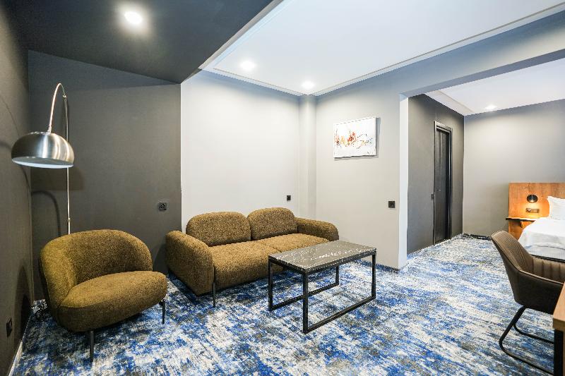 Hotel Splendid Tbilisi - Oda