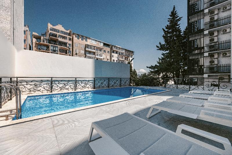 Hotel Splendid Tbilisi - Havuz