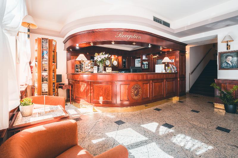 Carlton Hotel Prague - Lobi