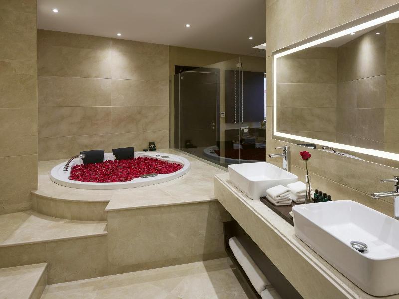 Movenpick Hotel Qassim - Oda