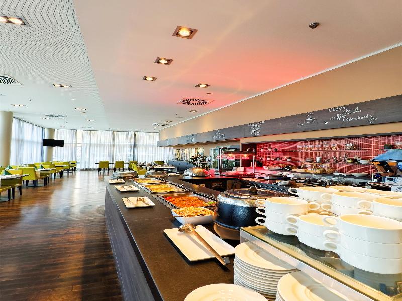 Park Inn By Radisson Linz - Bar