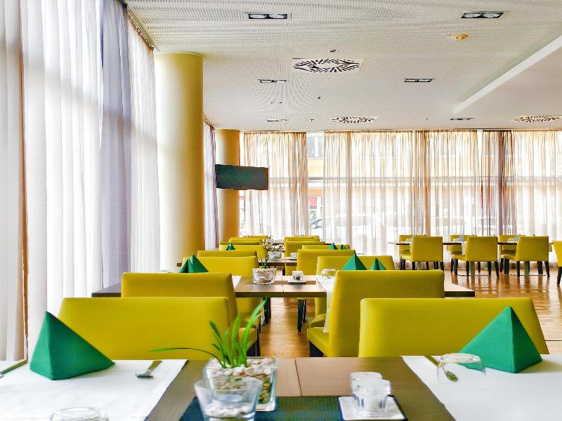 Park Inn By Radisson Linz - Bar
