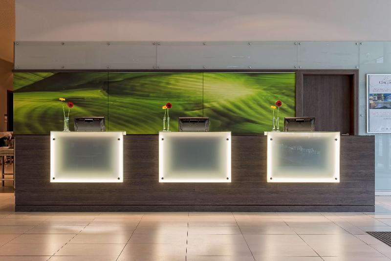 Park Inn By Radisson Linz - Lobi
