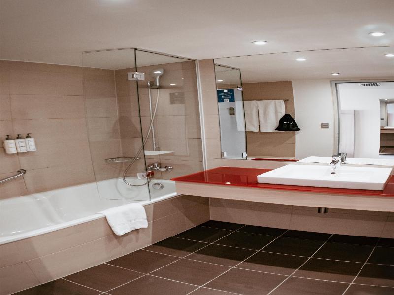 Park Inn By Radisson Linz - Oda