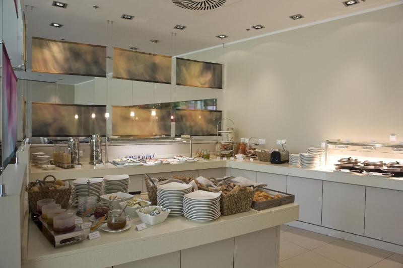 Park Inn By Radisson Linz - Restoran