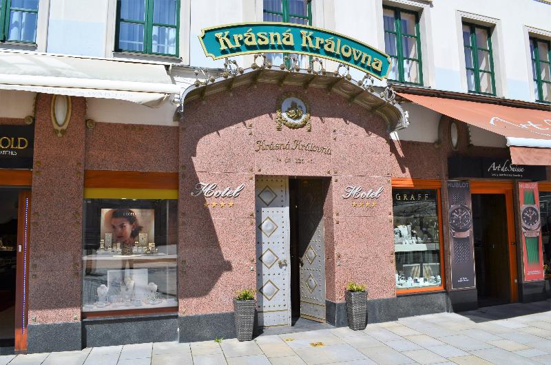 Renesance Krasna Kralovna - Genel
