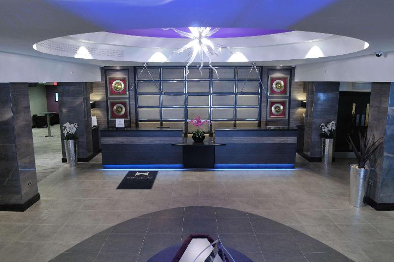 Doubletree by Hilton London WestEnd - Lobi