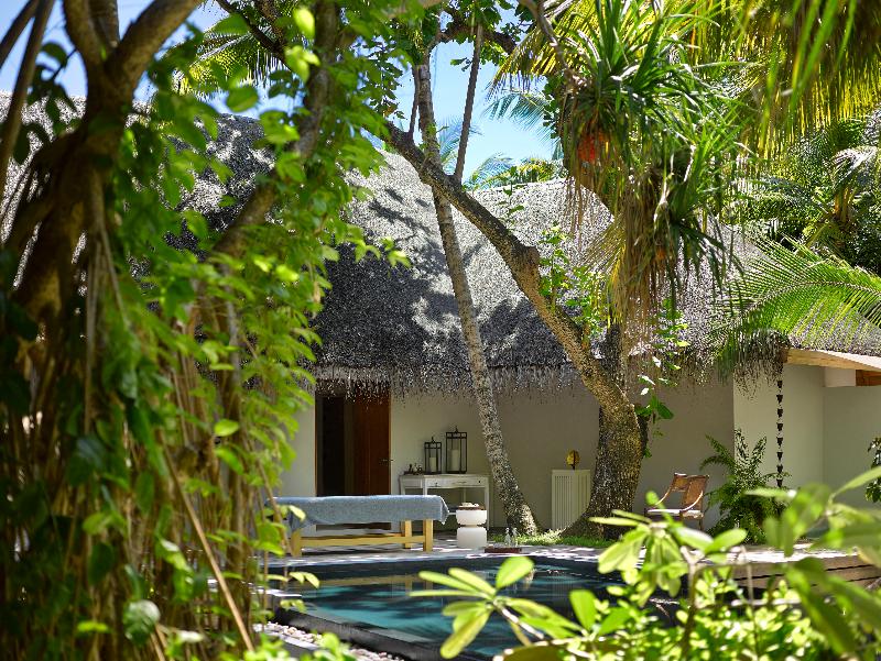 Dusit Thani Maldives - Genel