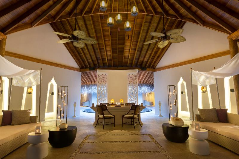 Dusit Thani Maldives - Genel