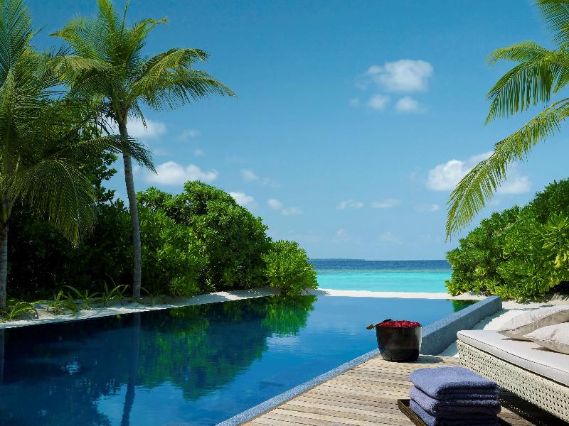 Dusit Thani Maldives - Plaj
