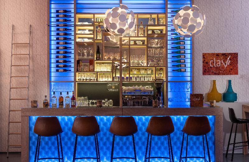 NYX Hotel Prague by Leonardo Hotels - Bar