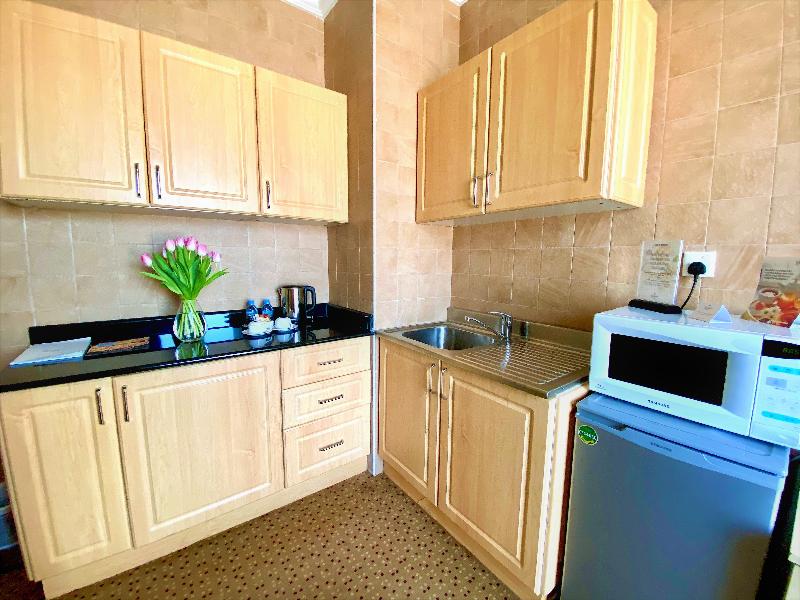Kingsgate Hotel Doha by Millennium Hotels - Genel