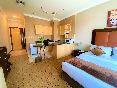 Kingsgate Hotel Doha by Millennium Hotels oda fotoğrafı