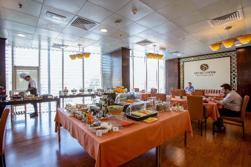 Kingsgate Hotel Doha by Millennium Hotels - Restoran