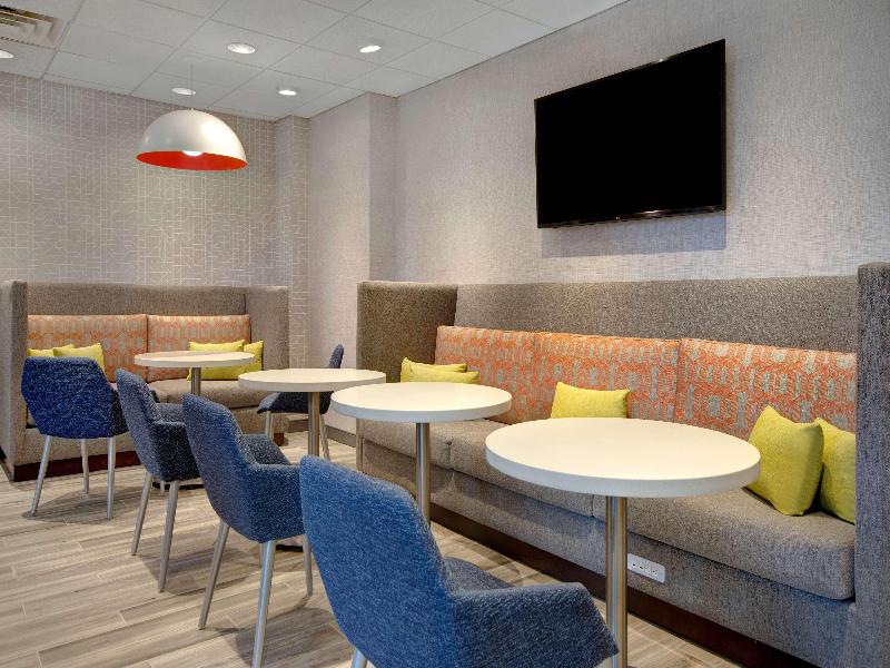 Hampton Inn & Suites Yonkers - Lobi