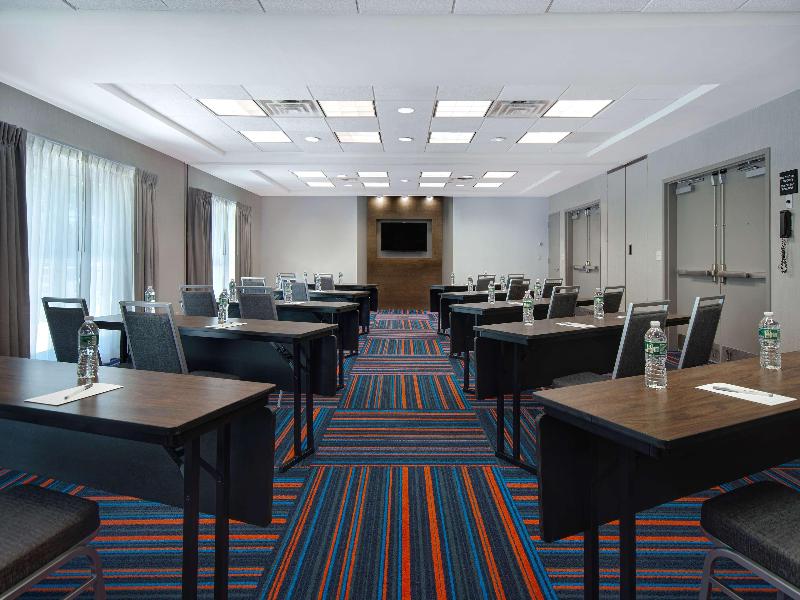 Hampton Inn & Suites Yonkers - Toplantı