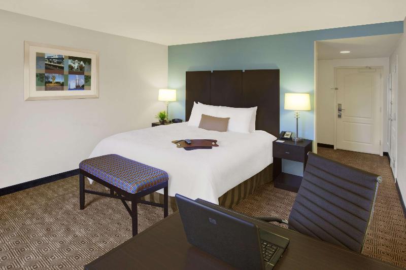 Hampton Inn & Suites Yonkers - Oda