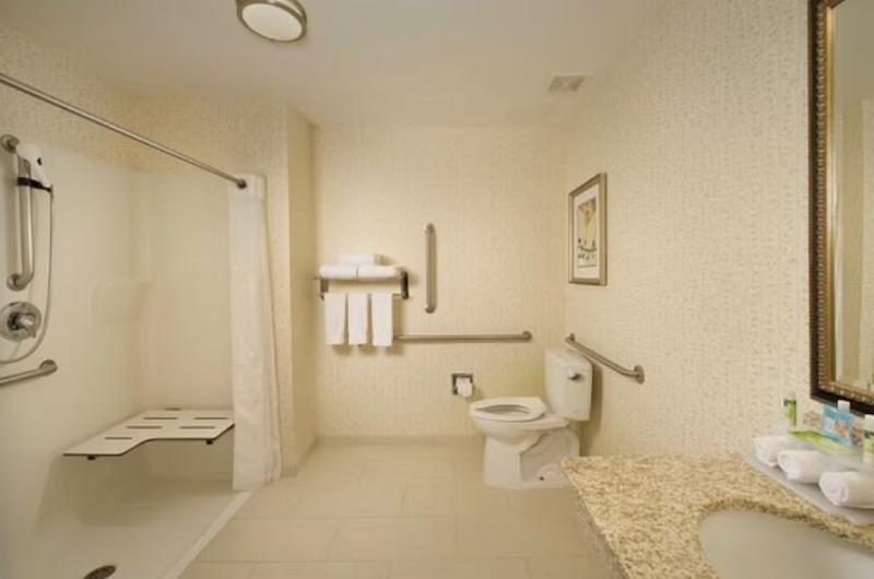 Holiday Inn Express Newark Airport Elizabeth - Oda
