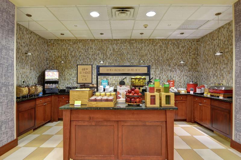 Hampton Inn & Suites Newark-Harrison-Riverwalk - Toplantı