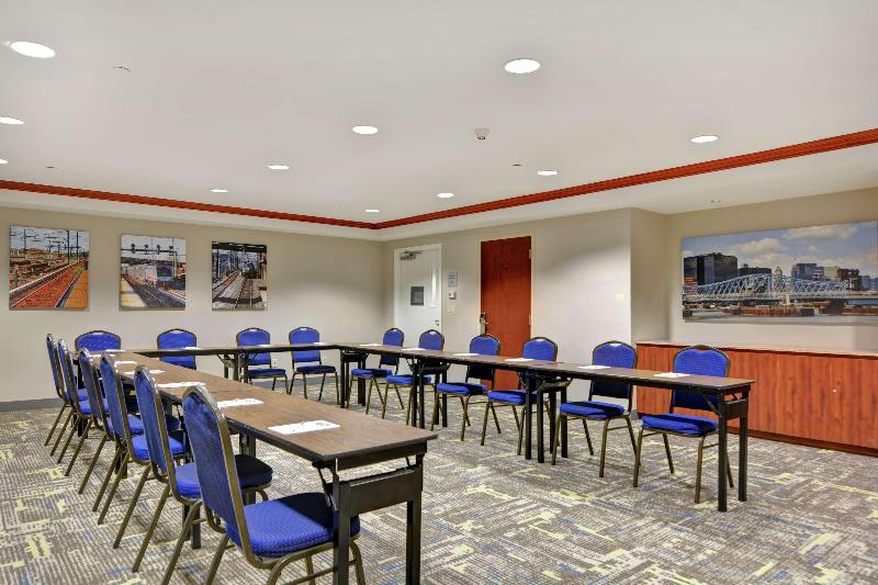 Hampton Inn & Suites Newark-Harrison-Riverwalk - Toplantı