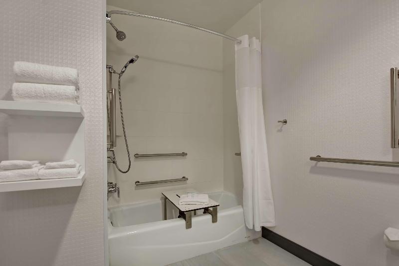 Hampton Inn & Suites Newark-Harrison-Riverwalk - Oda