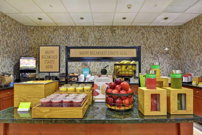 Hampton Inn & Suites Newark-Harrison-Riverwalk - Restoran