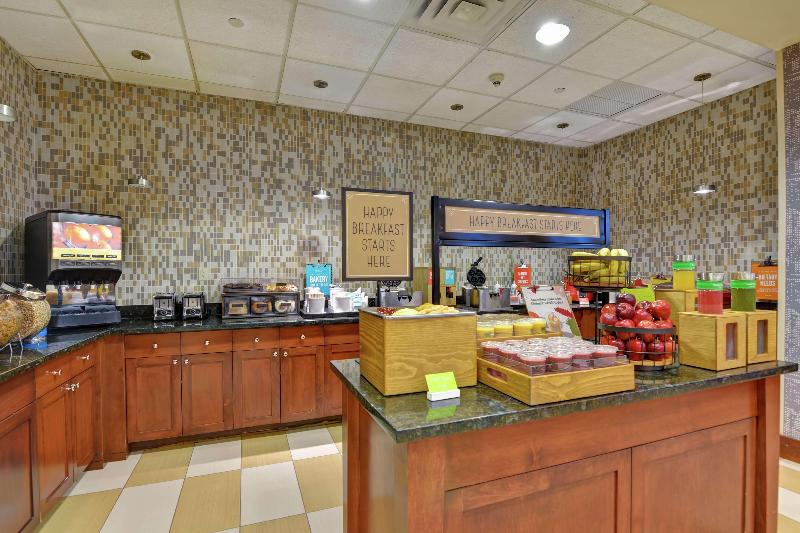 Hampton Inn & Suites Newark-Harrison-Riverwalk - Restoran