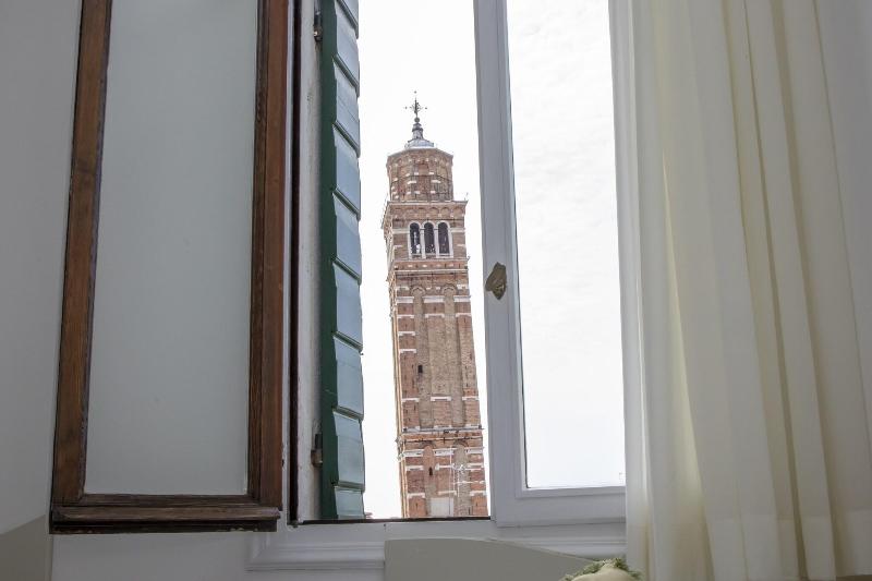 Palazzo Paruta - Oda