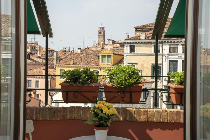 Palazzo Paruta - Oda